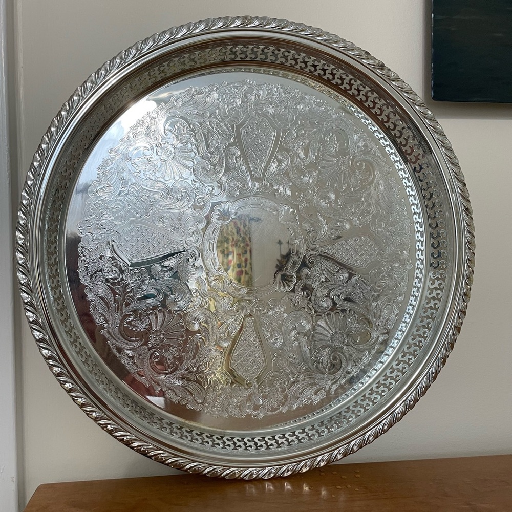 Vintage Oneida raised rim serving tray